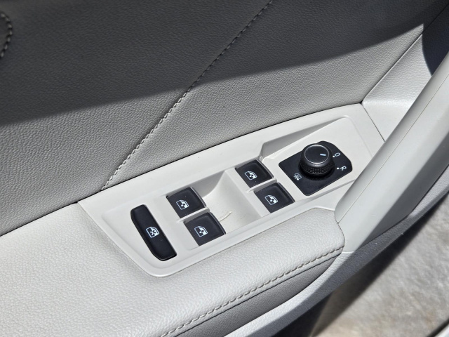 Used 2023 Volkswagen Tiguan 2.0T SE 4MOTION  in ,  20