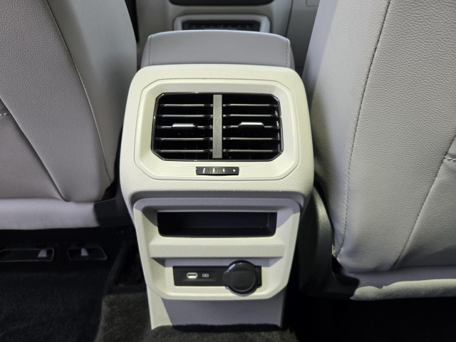 Used 2023 Volkswagen Tiguan 2.0T SE 4MOTION  in ,  26