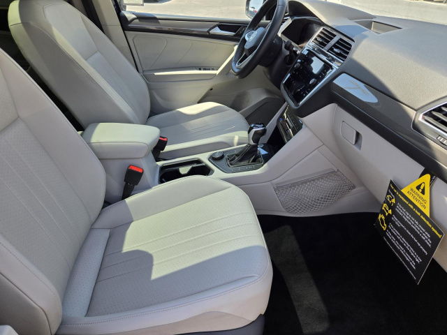 Used 2023 Volkswagen Tiguan 2.0T SE 4MOTION  in ,  31