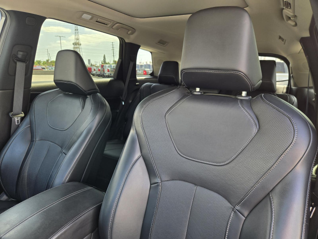 Used 2024 INFINITI QX60 PURE FWD  in ,  25