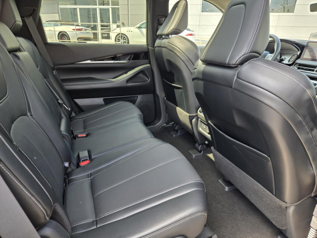 Used 2024 INFINITI QX60 PURE FWD  in ,  32