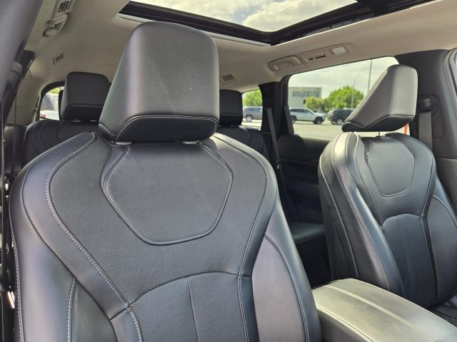Used 2024 INFINITI QX60 PURE FWD  in ,  36