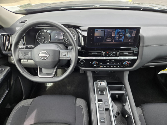 Used 2026 Nissan Pathfinder SV 2WD  in ,  5