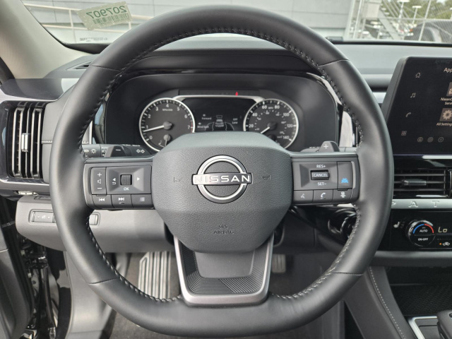 Used 2026 Nissan Pathfinder SV 2WD  in ,  14