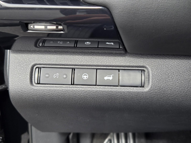 Used 2026 Nissan Pathfinder SV 2WD  in ,  17