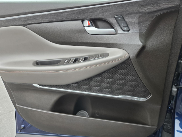 Used 2020 Hyundai Santa Fe Limited 2.0T Auto FWD  in ,  18
