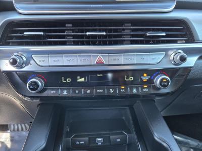 Used 2022 Kia Telluride LX AWD  in ,  12