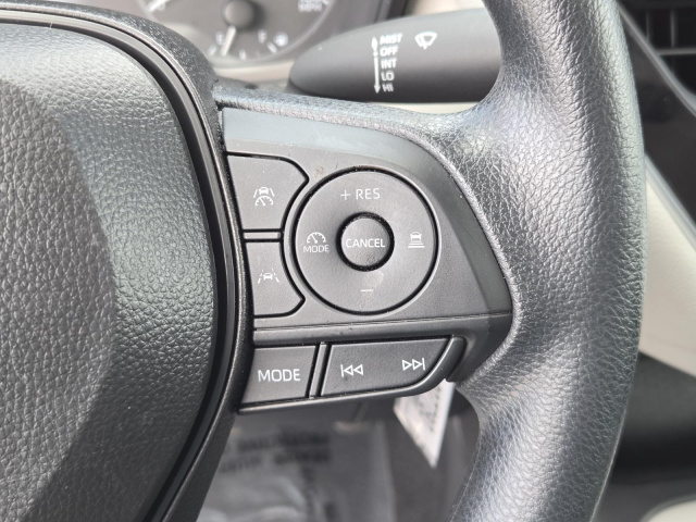 Used 2025 Toyota Corolla LE CVT (Natl)  in ,  15
