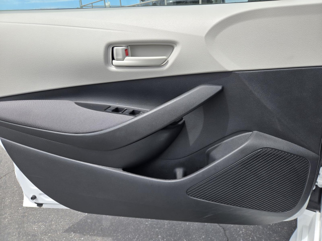 Used 2025 Toyota Corolla LE CVT (Natl)  in ,  16