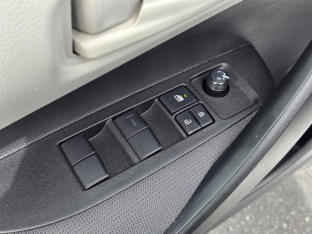 Used 2025 Toyota Corolla LE CVT (Natl)  in ,  17