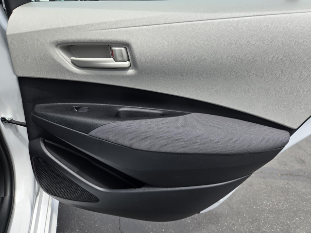 Used 2025 Toyota Corolla LE CVT (Natl)  in ,  26