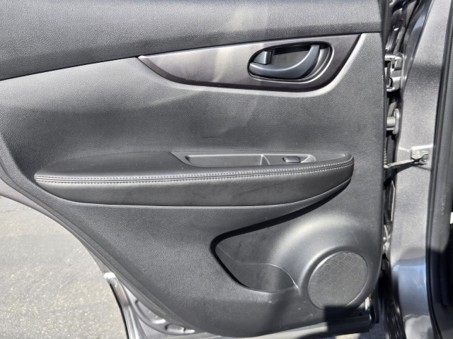 Used 2021 Nissan Rogue Sport FWD S  in ,  22