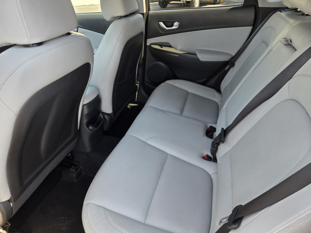 Used 2022 Hyundai Kona Limited DCT FWD  in ,  24