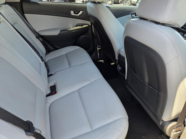 Used 2022 Hyundai Kona Limited DCT FWD  in ,  27