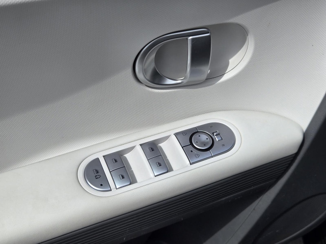 Used 2024 Hyundai IONIQ 5 SEL RWD  in ,  21