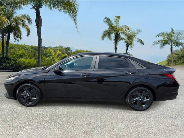 Used 2022 Hyundai Elantra SEL IVT  in ,  1