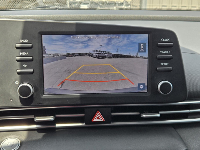 Used 2022 Hyundai Elantra SEL IVT  in ,  7