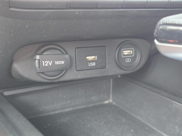 Used 2022 Hyundai Elantra SEL IVT  in ,  11