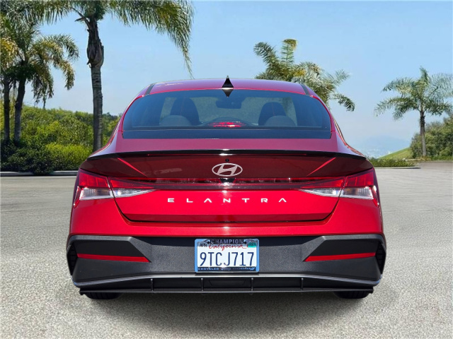 Used 2025 Hyundai Elantra SEL Sport IVT  in ,  5