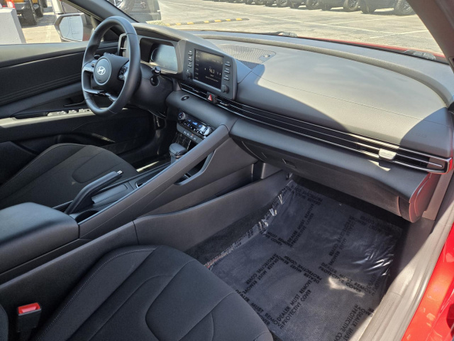 Used 2025 Hyundai Elantra SEL Sport IVT  in ,  29