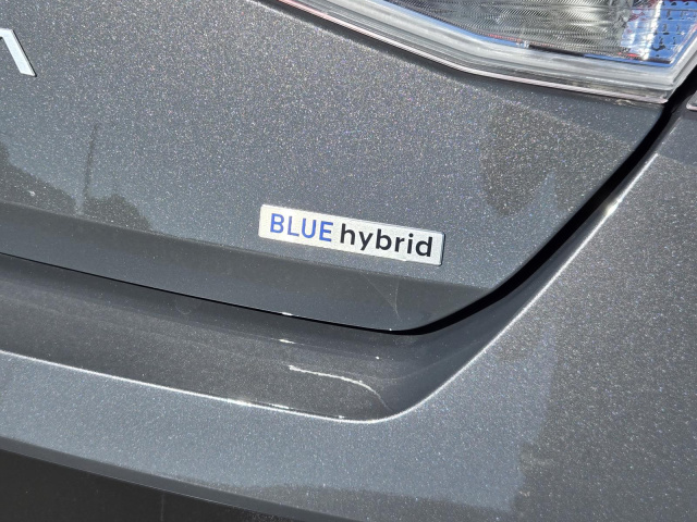Used 2026 Hyundai Elantra Hybrid Blue Sedan  in ,  35