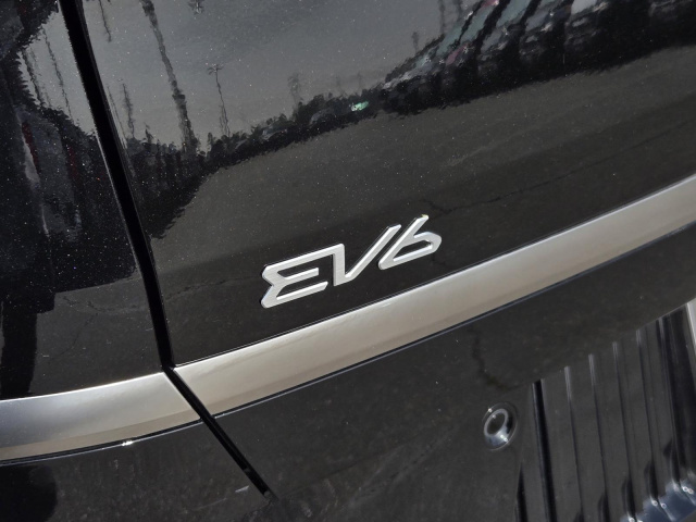 Used 2024 Kia EV6 Wind RWD  in ,  34