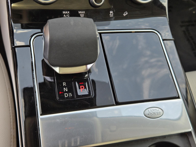 Used 2023 Land Rover Range Rover Velar P250 R-Dynamic S  in ,  11