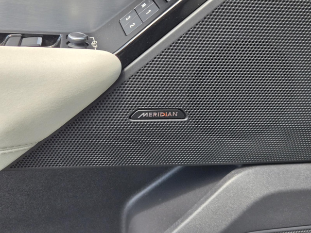 Used 2023 Land Rover Range Rover Velar P250 R-Dynamic S  in ,  19