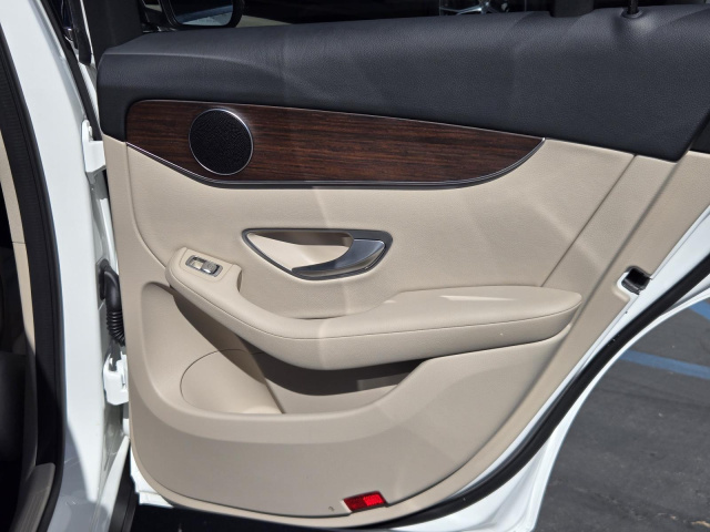 Used 2022 Mercedes-Benz GLC GLC 300 SUV  in ,  25