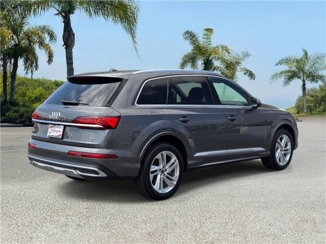 Used 2022 Audi Q7 Premium Plus 55 TFSI quattro  in ,  3