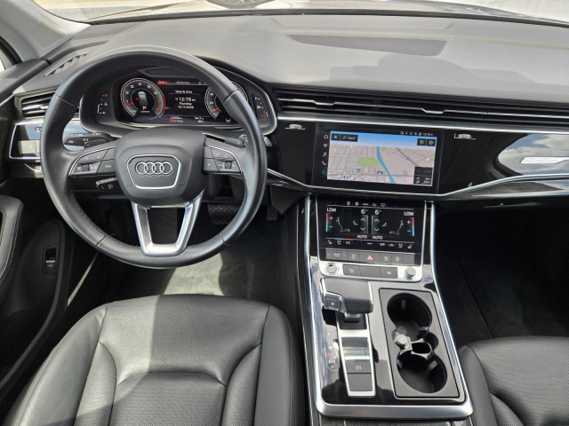 Used 2022 Audi Q7 Premium Plus 55 TFSI quattro  in ,  5