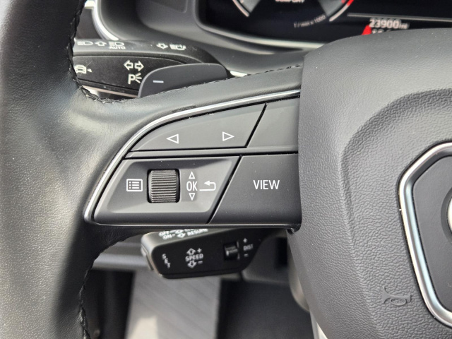 Used 2022 Audi Q7 Premium Plus 55 TFSI quattro  in ,  17