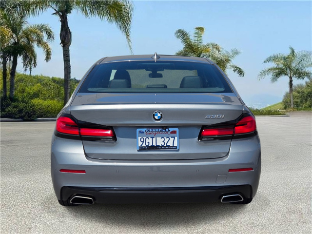 Used 2023 BMW 5 Series 530i Sedan  in ,  5