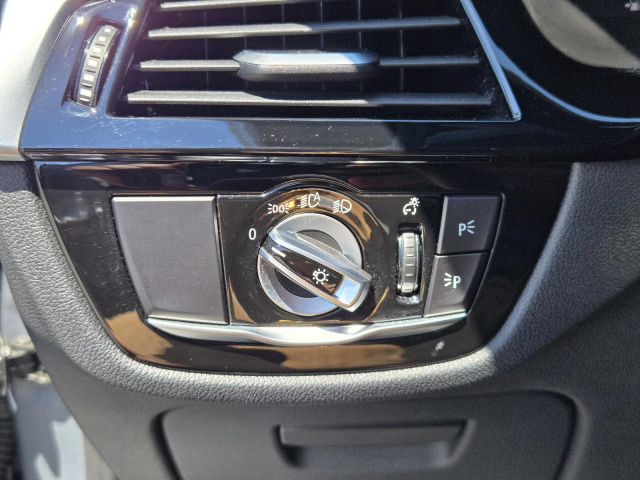 Used 2023 BMW 5 Series 530i Sedan  in ,  18