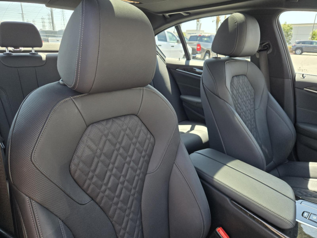 Used 2023 BMW 5 Series 530i Sedan  in ,  31