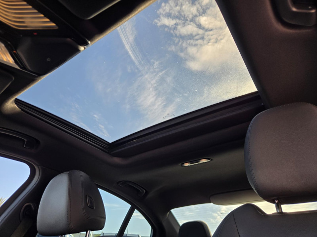 Used 2019 BMW 3 Series 330i Sedan  in ,  21