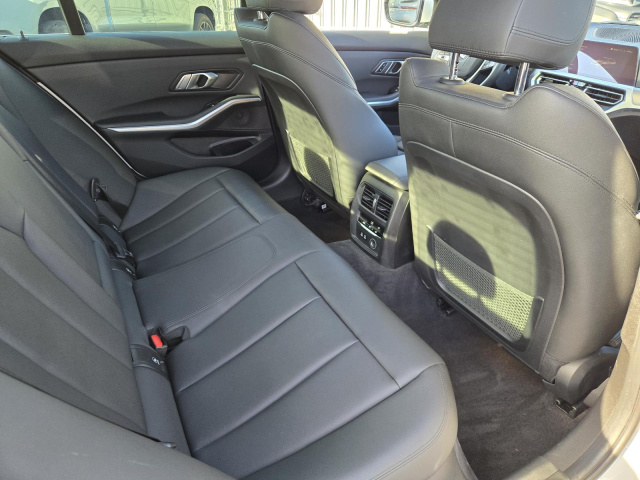 Used 2019 BMW 3 Series 330i Sedan  in ,  27