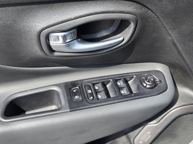 Used 2022 Jeep Renegade Latitude 4x4  in ,  23