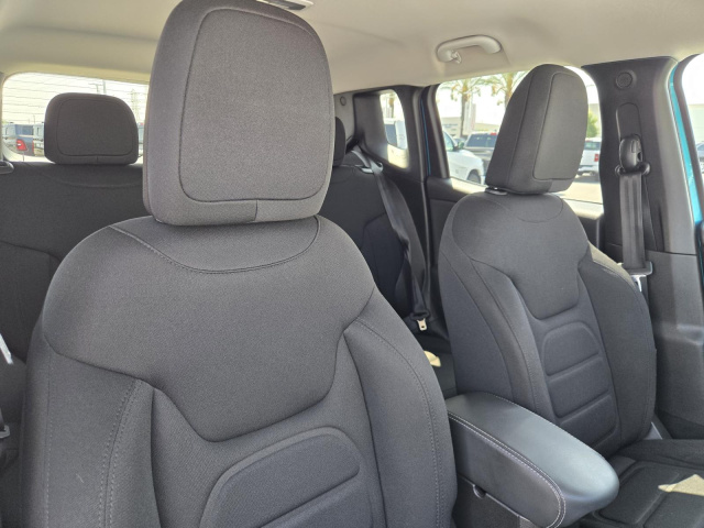 Used 2022 Jeep Renegade Latitude 4x4  in ,  35