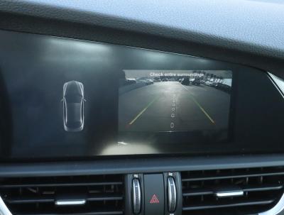 New 2025 Alfa Romeo Giulia RWD  in ,  8