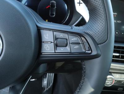 New 2025 Alfa Romeo Giulia RWD  in ,  13