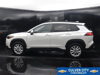 Used 2022 Toyota Corolla Cross LE in Culver City, CA 4 img