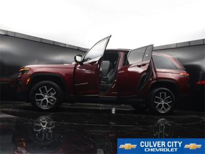 Used 2024 Jeep Grand Cherokee Limited in Culver City, CA 36 img