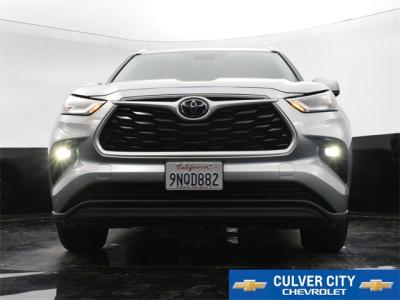 Used 2024 Toyota Highlander XLE in Culver City, CA 19 img