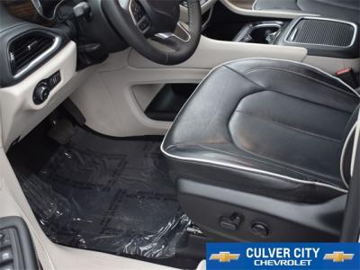 Used 2023 Chrysler Pacifica Limited in Culver City, CA 11 img