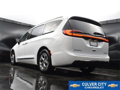 Used 2023 Chrysler Pacifica Limited in Culver City, CA 23 img