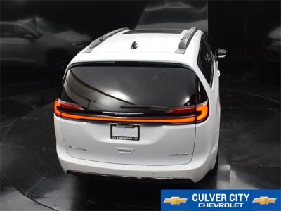 Used 2023 Chrysler Pacifica Limited in Culver City, CA 32 img