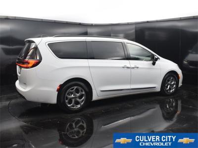 Used 2023 Chrysler Pacifica Limited in Culver City, CA 8 img