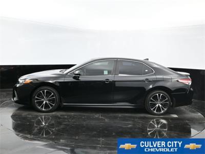 Used 2020 Toyota Camry SE in Culver City, CA 4 img