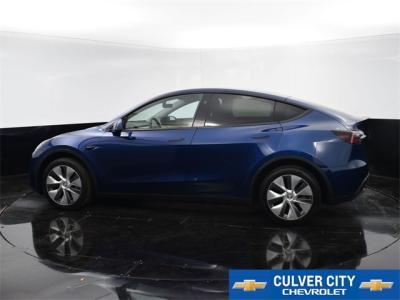 Used 2023 Tesla Model Y Long Range in Culver City, CA 3 img